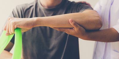 Łokiec tenisisty - uraz i rehabilitacja łokcia Mielec